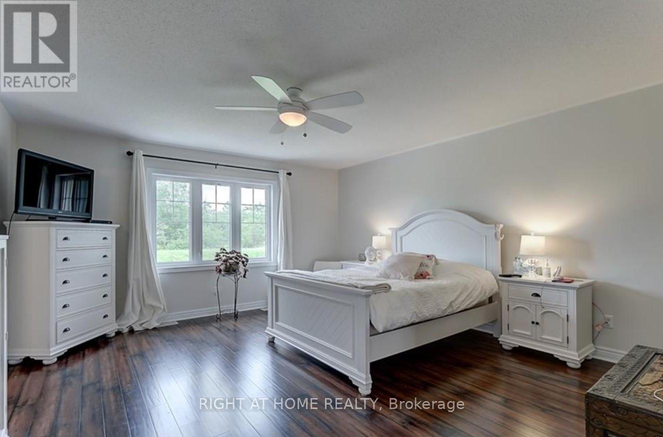 12 Masters Crescent, Georgian Bay, Ontario  L0K 1S0 - Photo 28 - X12334719