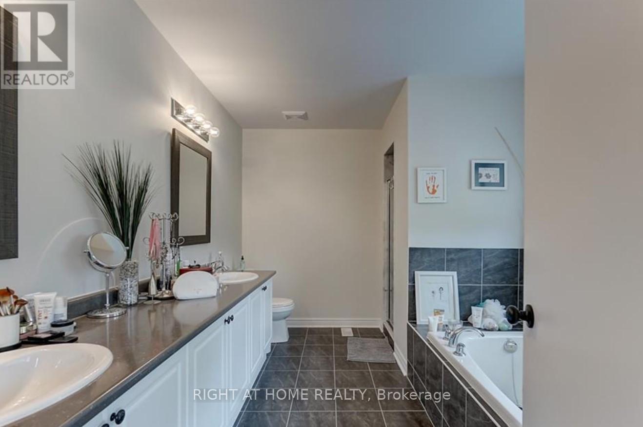 12 Masters Crescent, Georgian Bay, Ontario  L0K 1S0 - Photo 40 - X12334719
