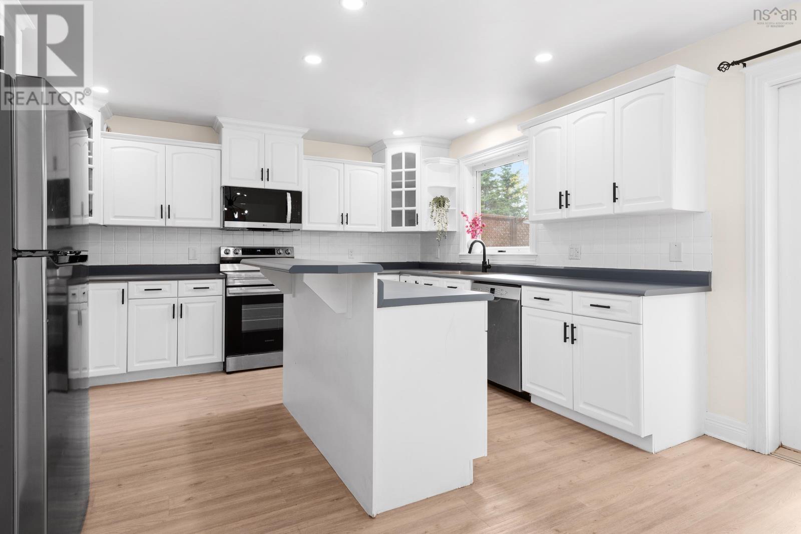 30 Red Fern Terrace, Halifax, Nova Scotia  B3S 1K8 - Photo 14 - 202520123