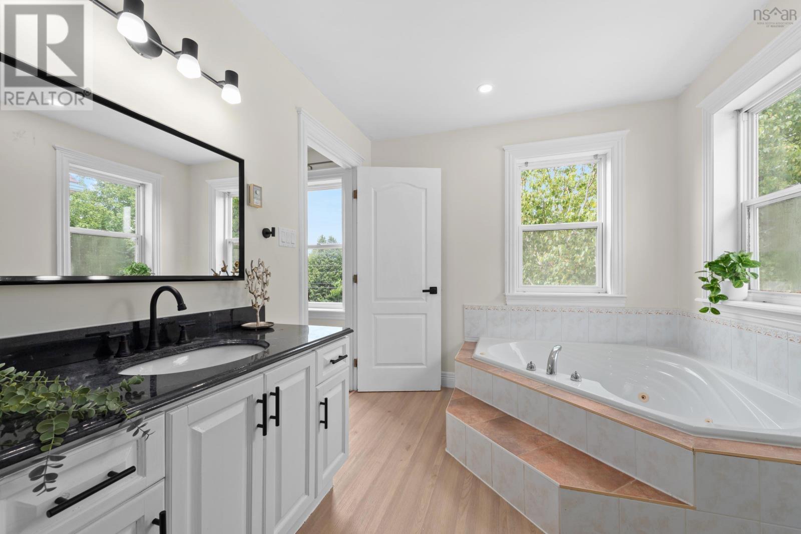 30 Red Fern Terrace, Halifax, Nova Scotia  B3S 1K8 - Photo 25 - 202520123