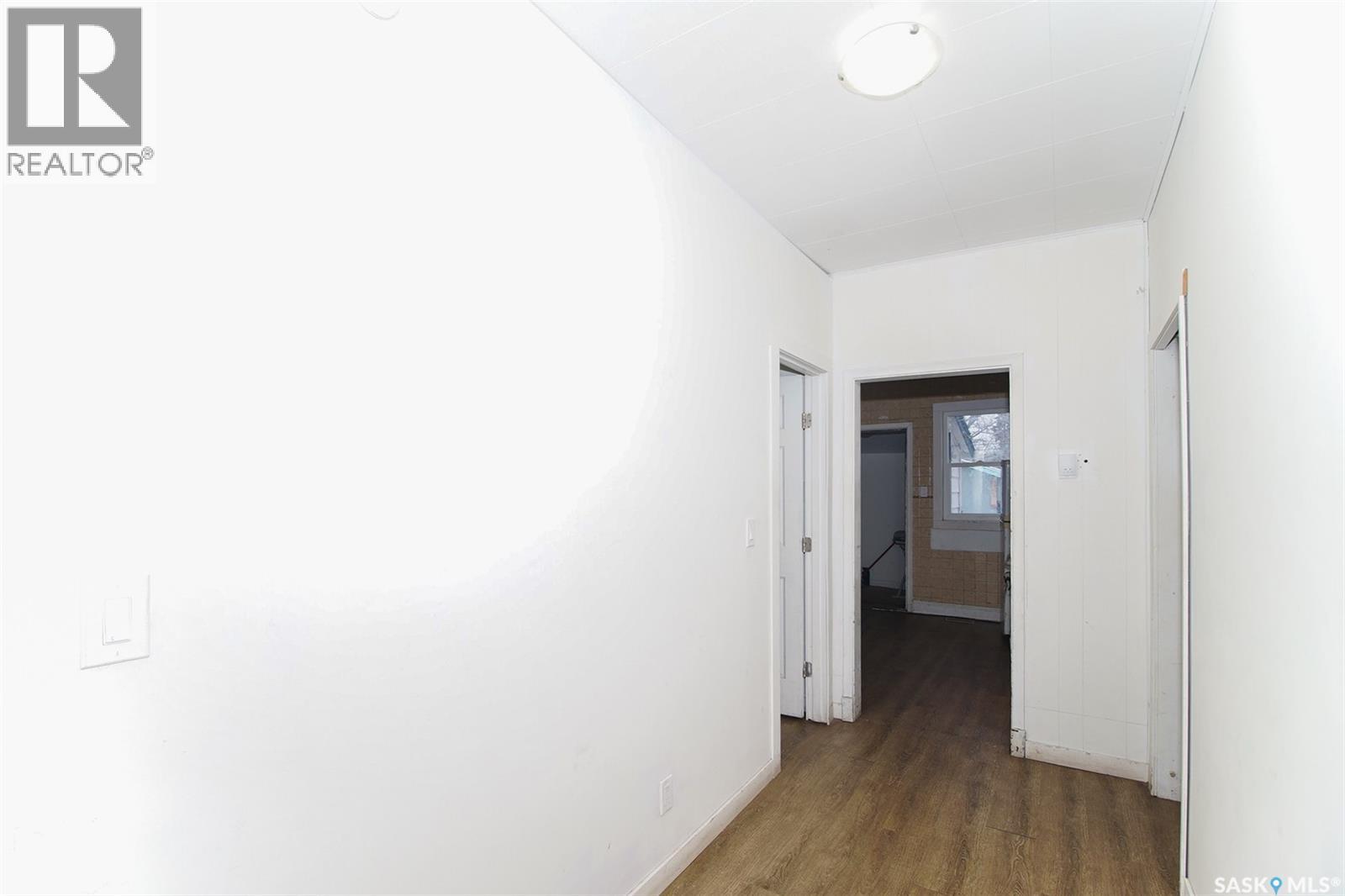 1428 Queen Street, Regina, Saskatchewan  S4T 4B8 - Photo 4 - SK015143