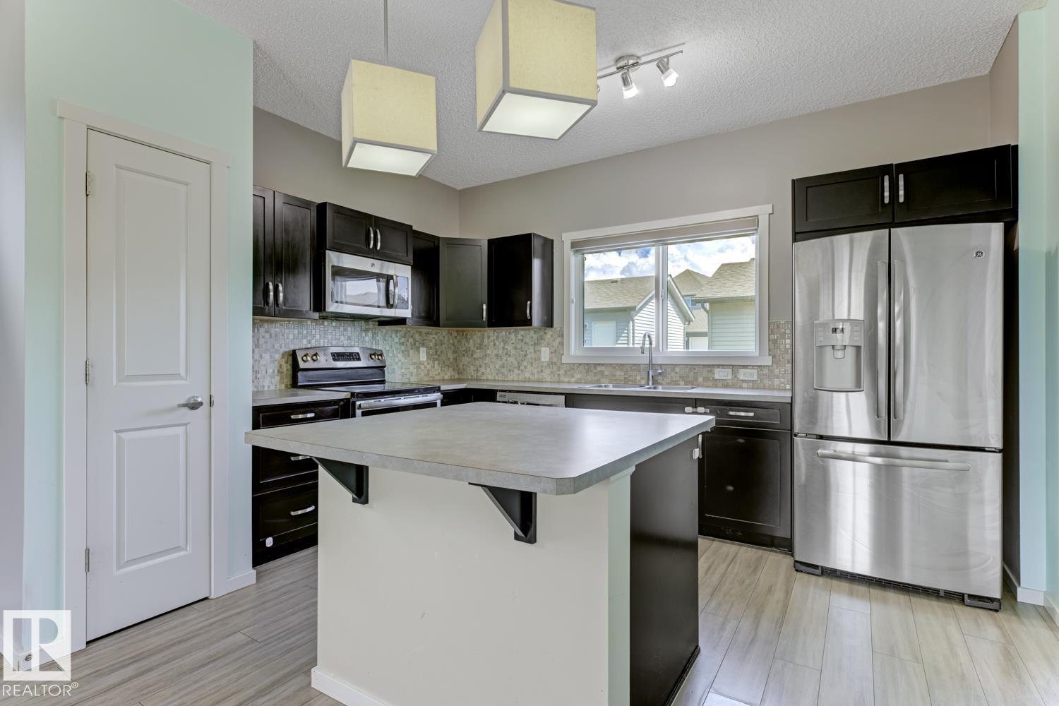 2888 Maple Wy Nw, Edmonton, Alberta  T6T 0T4 - Photo 9 - E4452119