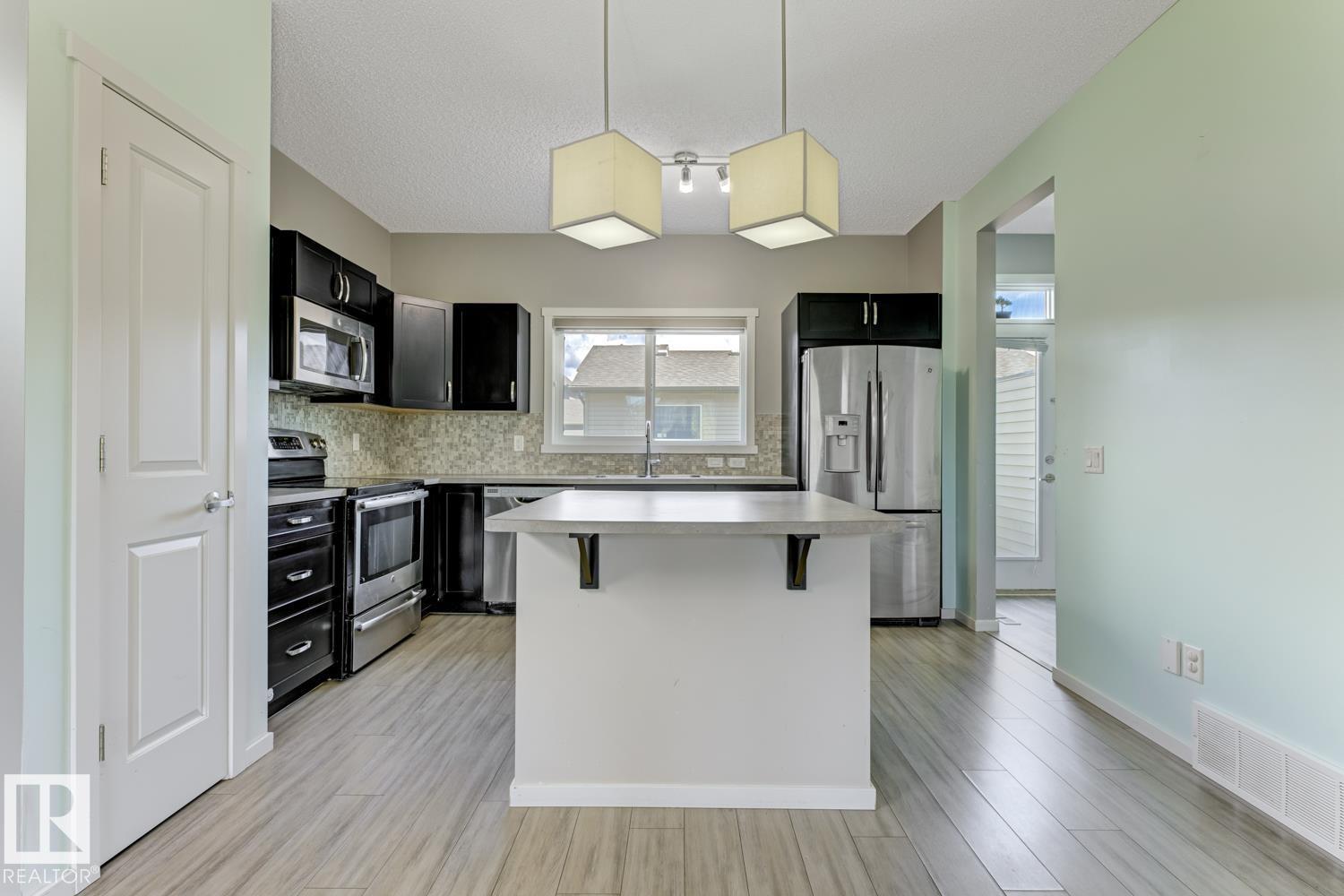 2888 Maple Wy Nw, Edmonton, Alberta  T6T 0T4 - Photo 8 - E4452119