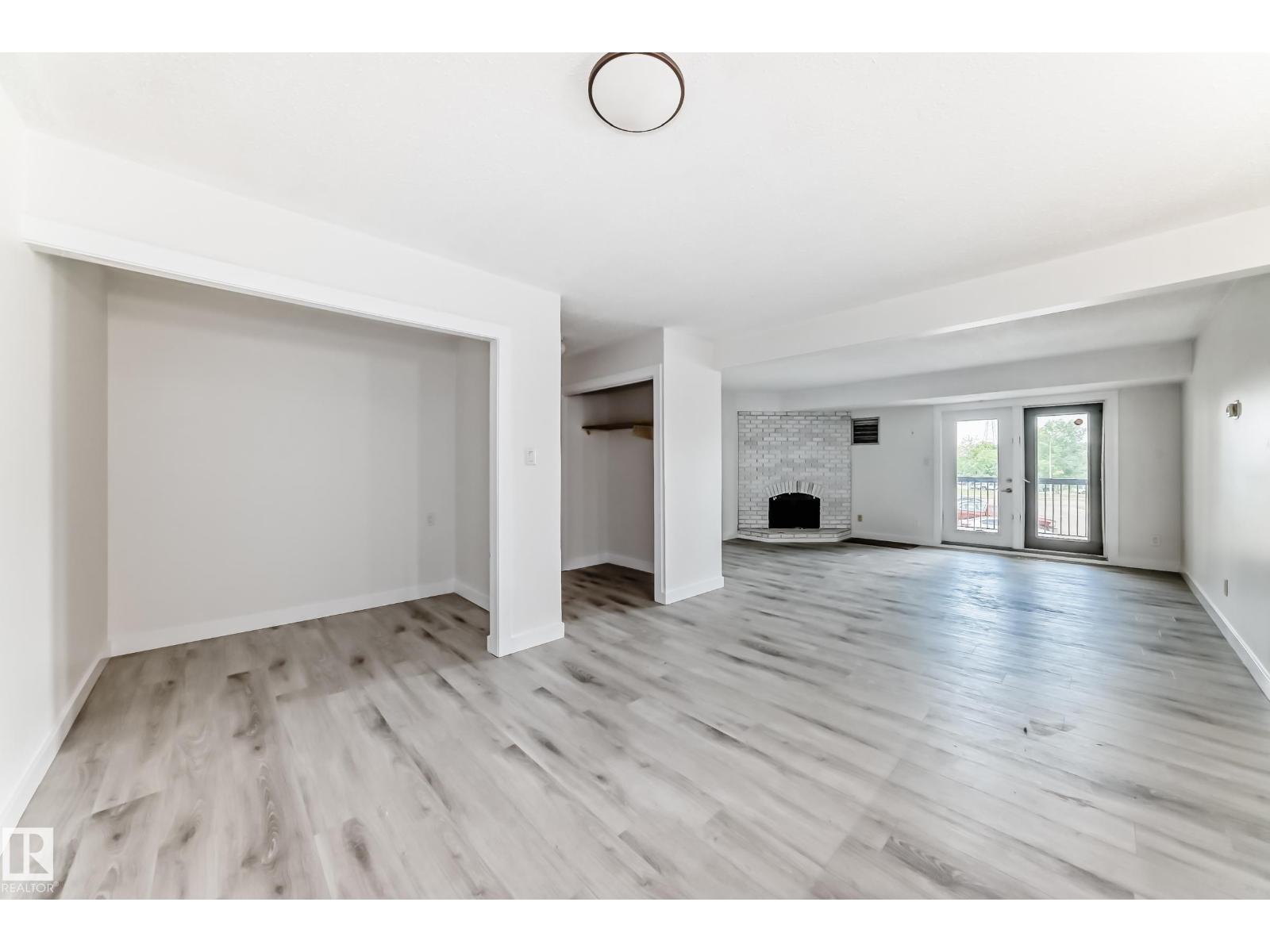 #202 2908 105a Street Nw, Edmonton, Alberta  T6J 4J4 - Photo 2 - E4452136