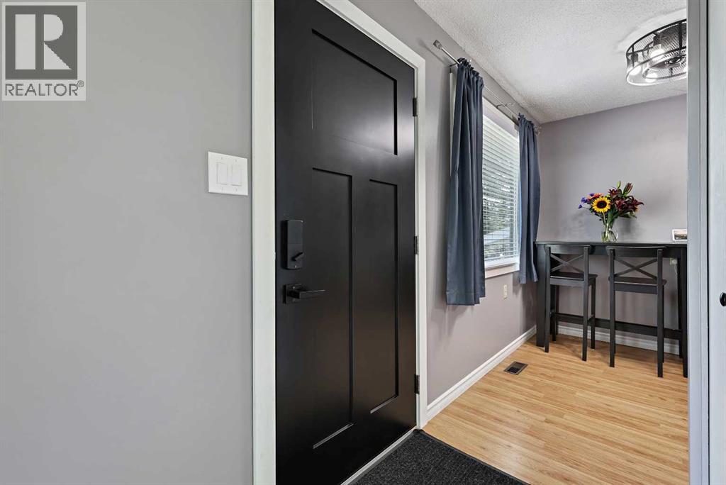 Property at 528 Radley Way SE image 4