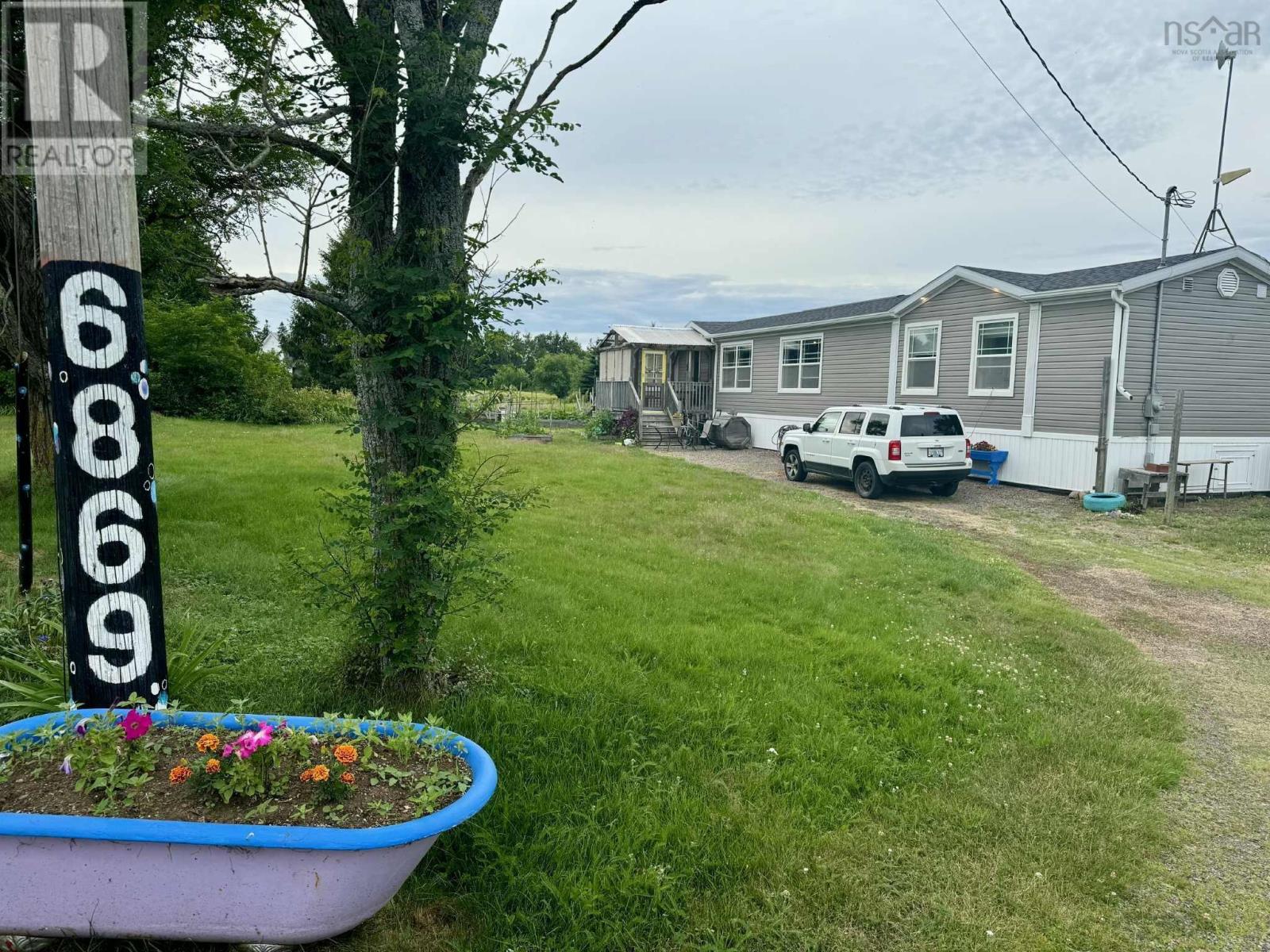 6869 Highway 2, Bass River, Nova Scotia  B0M 1B0 - Photo 1 - 202517426