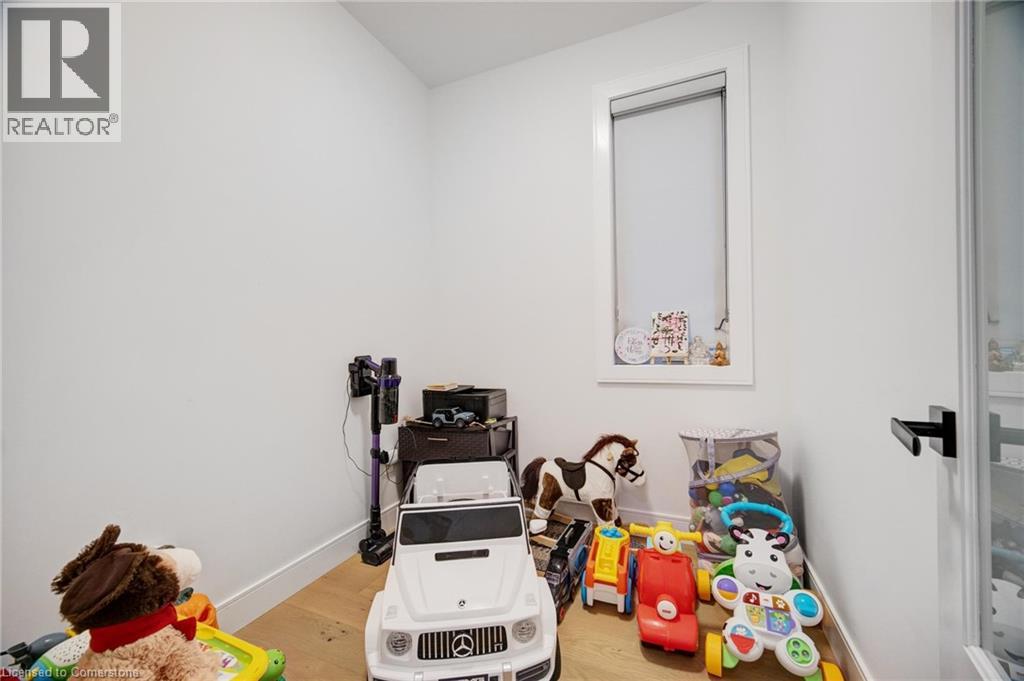 Photo 12 of 39 for 3314 David Milne Way