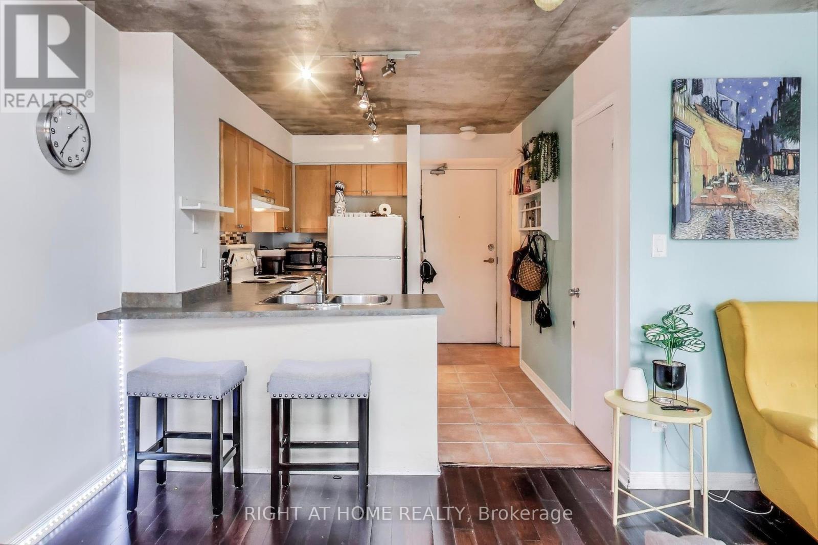 246 - 1029 King Street W, Toronto, Ontario  M6K 3M9 - Photo 6 - C12332003