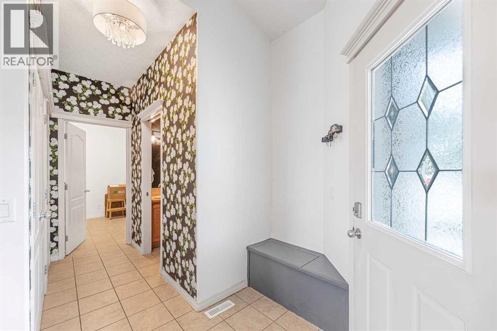 Property at 152 Cove Rise image 4