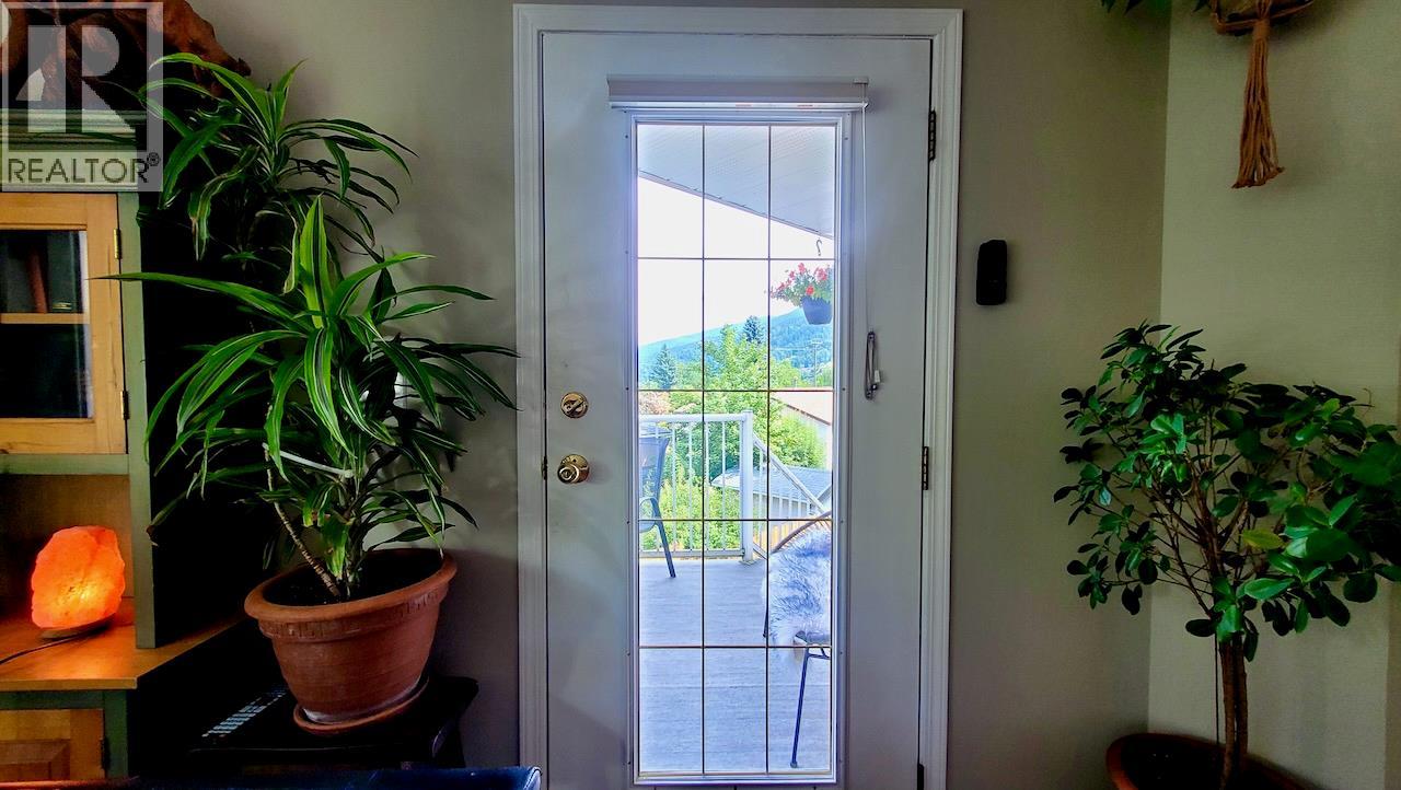 428 Beasley Crescent W, Nelson, British Columbia  V1L 5Y4 - Photo 22 - 10358789