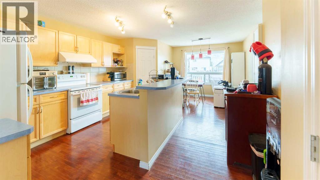 177 Everglen Way Sw, Calgary, Alberta  T2Y 5G1 - Photo 9 - A2247029
