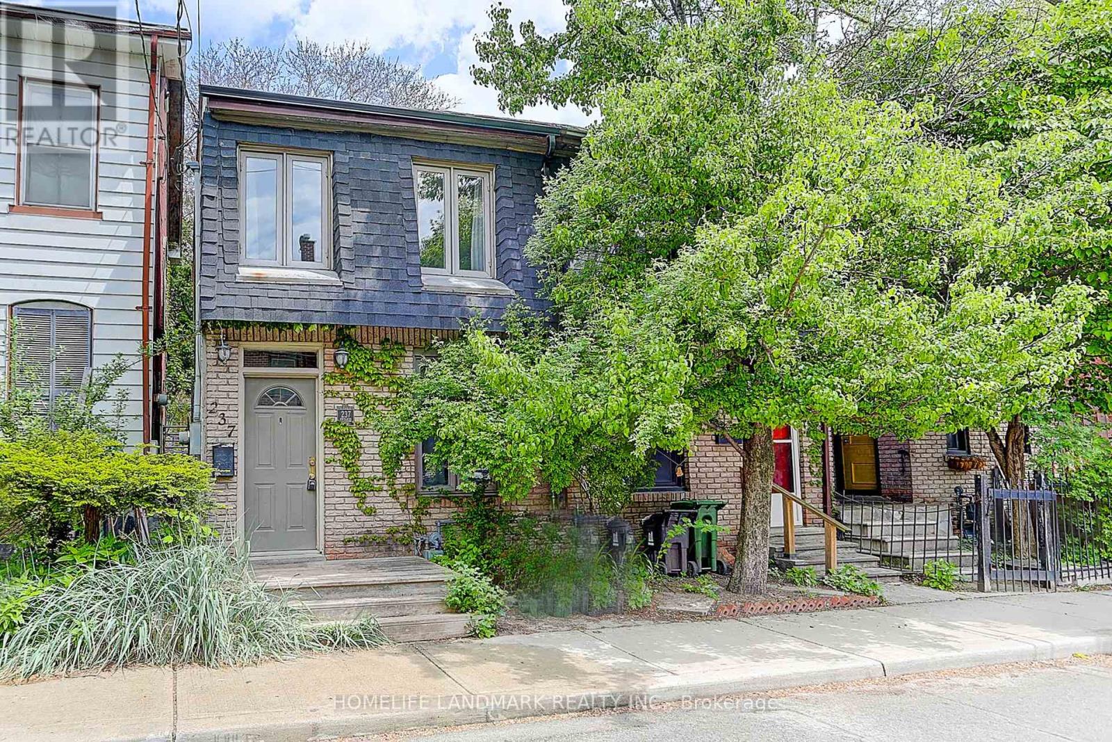 Property at 237 ONTARIO STREET image 2