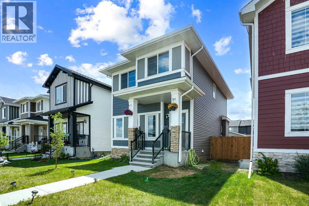 Property at 143 Waterford Heights image 2