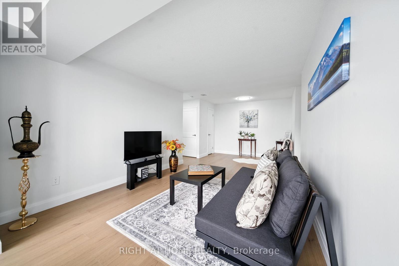 510 - 700 Constellation Drive, Mississauga, Ontario  L5R 3G8 - Photo 18 - W12334802