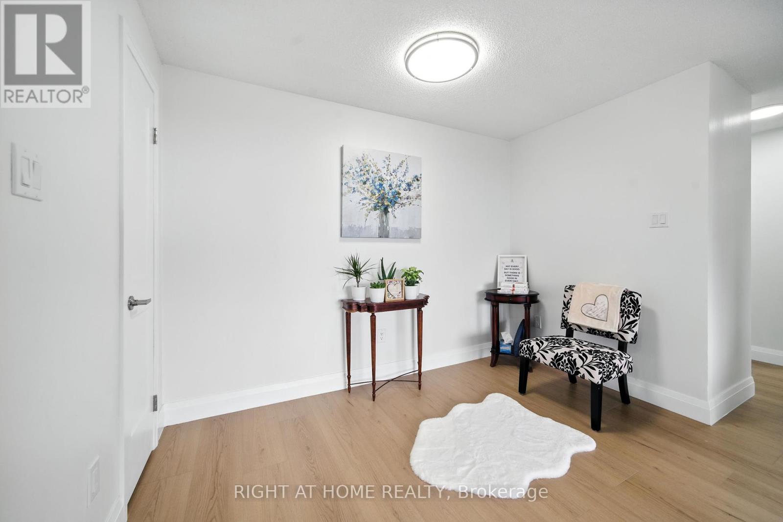 510 - 700 Constellation Drive, Mississauga, Ontario  L5R 3G8 - Photo 22 - W12334802