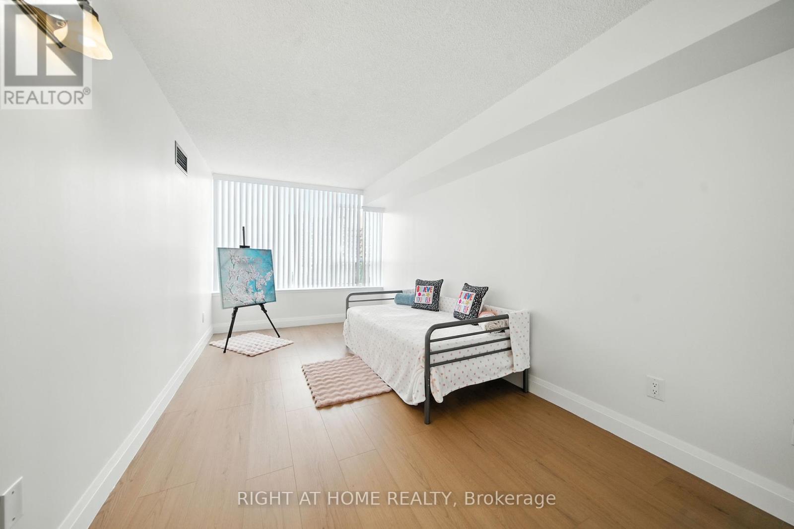 510 - 700 Constellation Drive, Mississauga, Ontario  L5R 3G8 - Photo 24 - W12334802