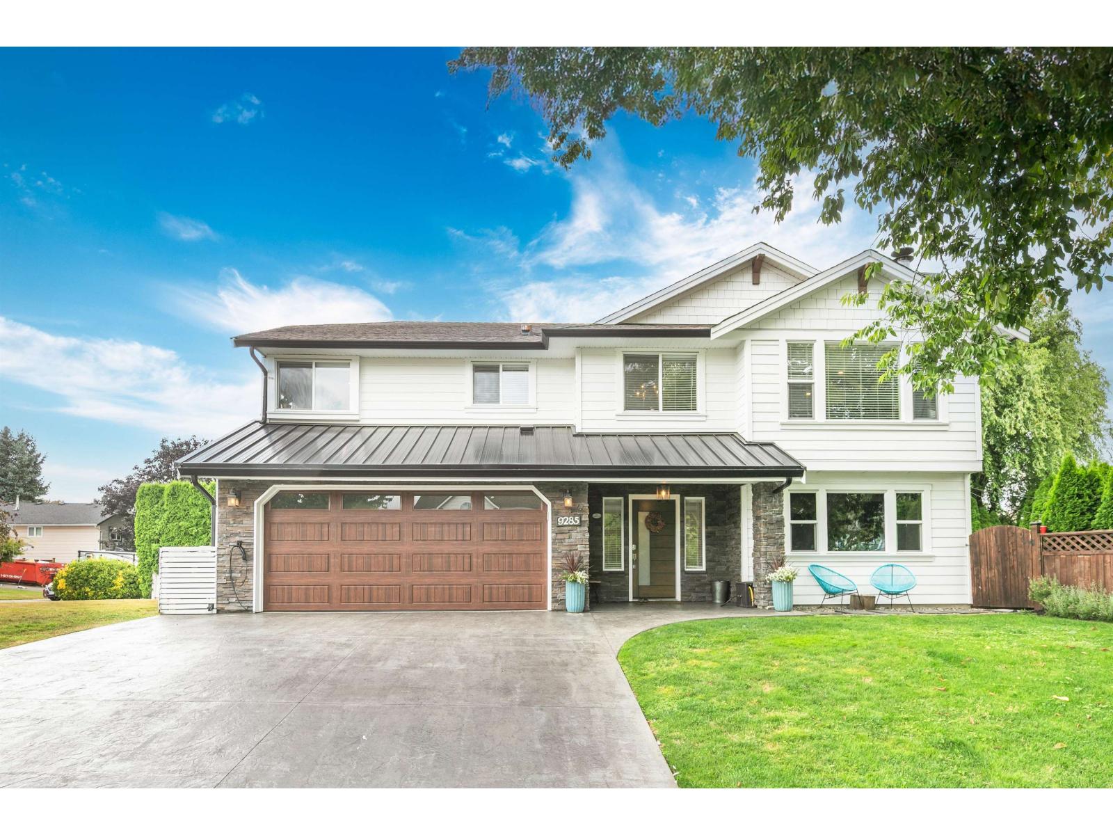 9285 211 Street, Langley, British Columbia V1M 2B2 - Photo 1 - R3035366