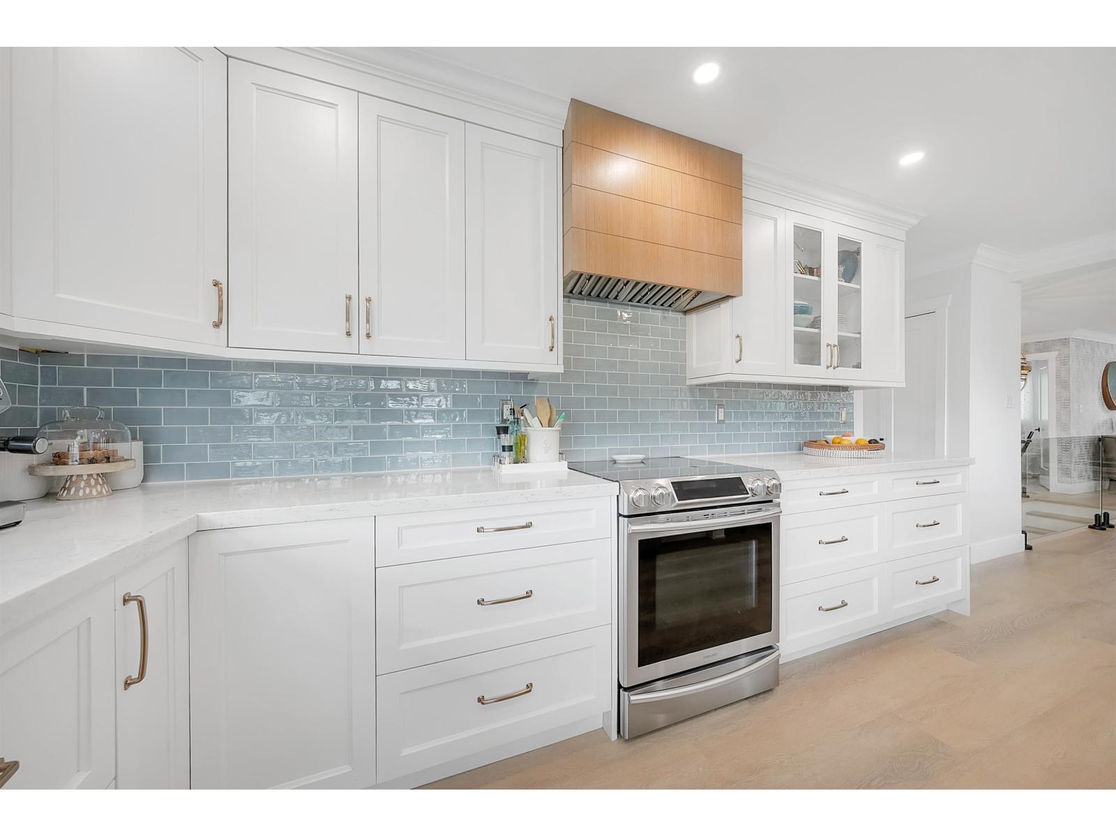 9285 211 Street, Langley, British Columbia V1M 2B2 - Photo 10 - R3035366