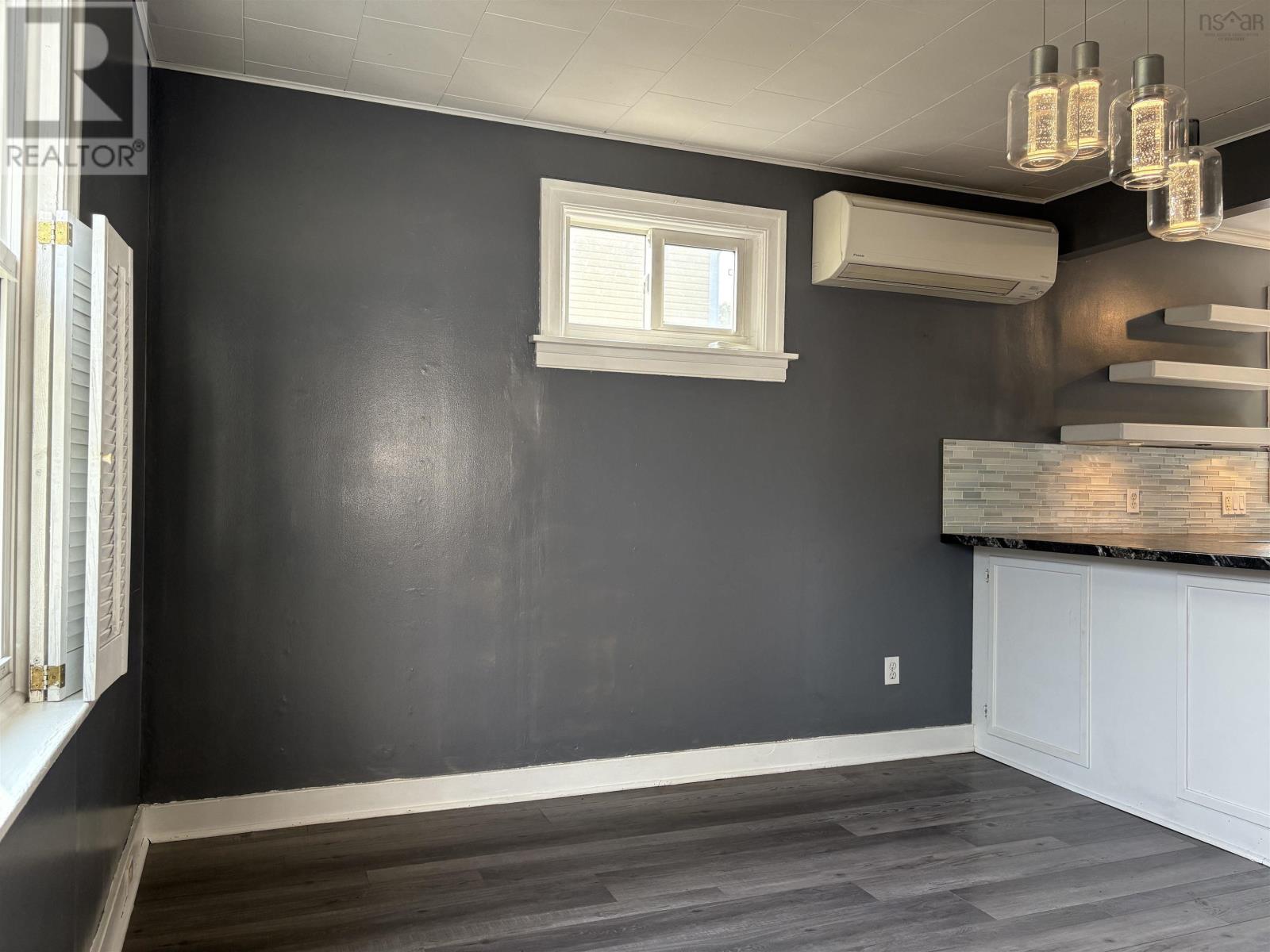 34 Belmont Avenue, Stellarton, Nova Scotia  B0K 1S0 - Photo 10 - 202520156