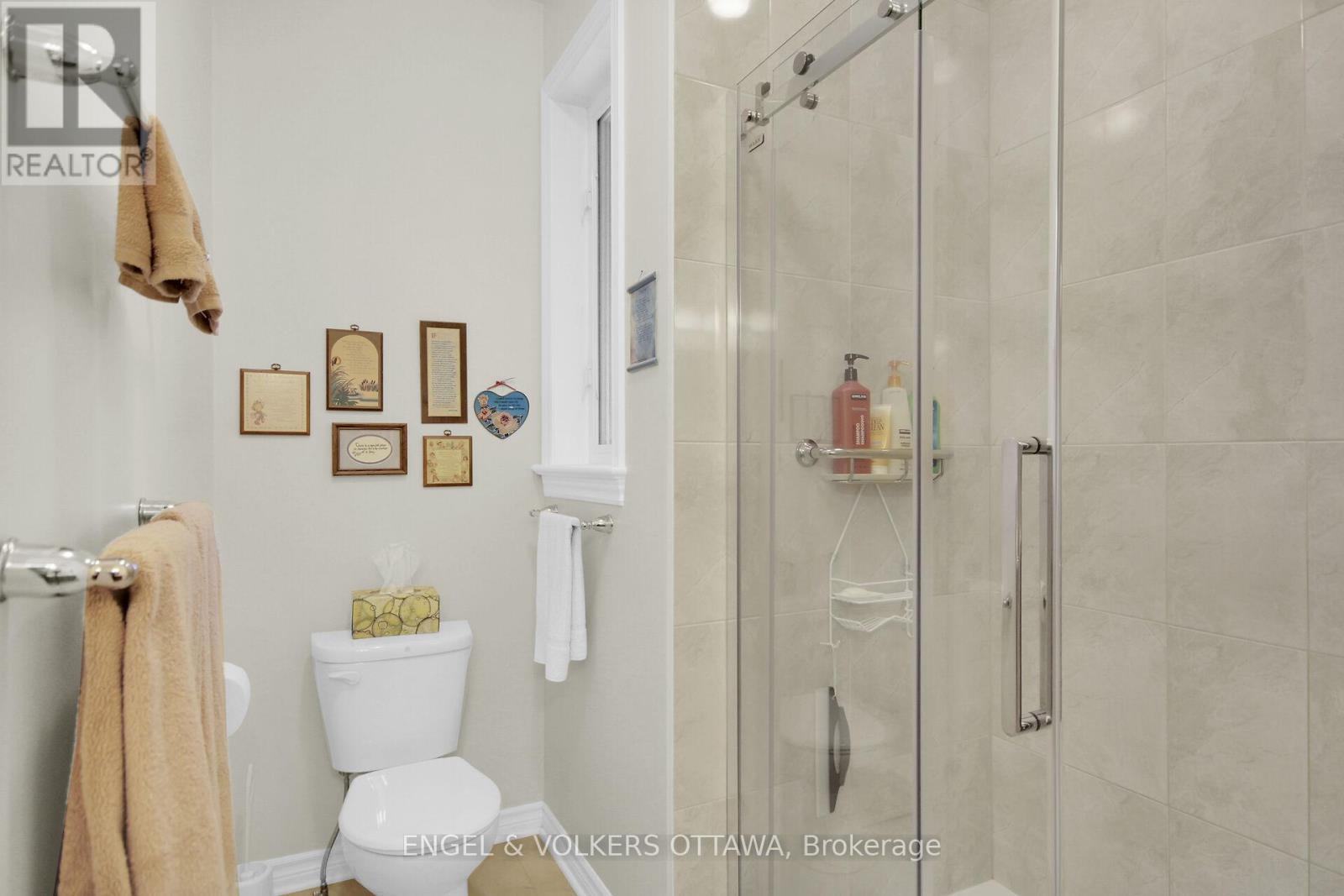 103 Magnolia Way E, North Grenville, Ontario  K0G 1J0 - Photo 17 - X12334858