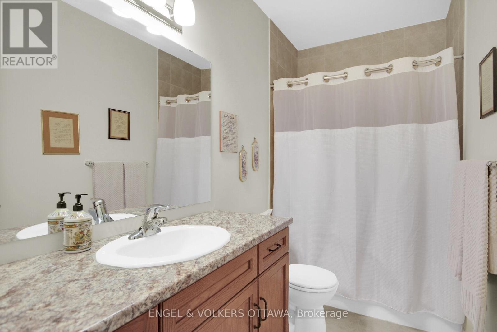 103 Magnolia Way E, North Grenville, Ontario  K0G 1J0 - Photo 25 - X12334858