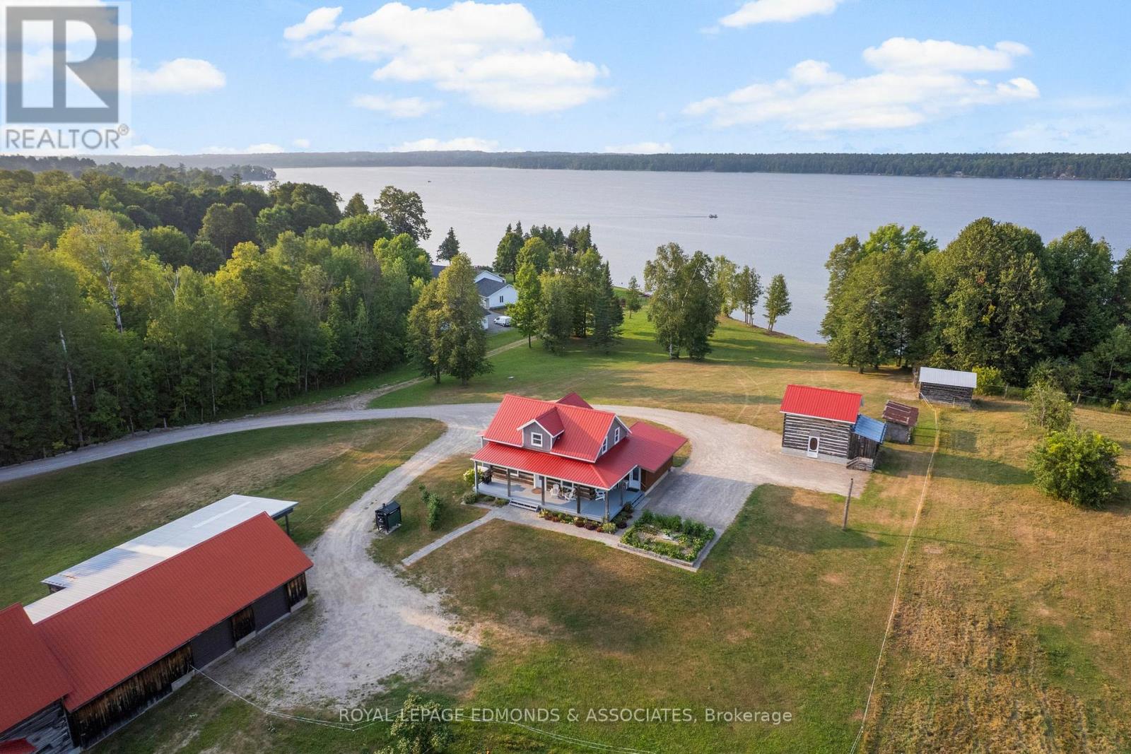 172 MINK LAKE ROAD, North Algona Wilberforce, Ontario