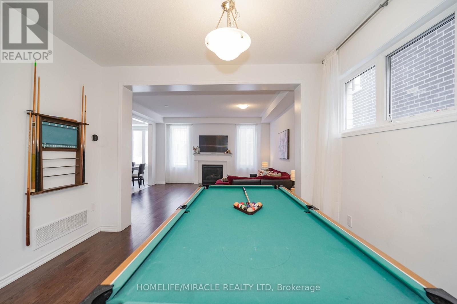 Property at 2823 FOXDEN SQUARE image 5