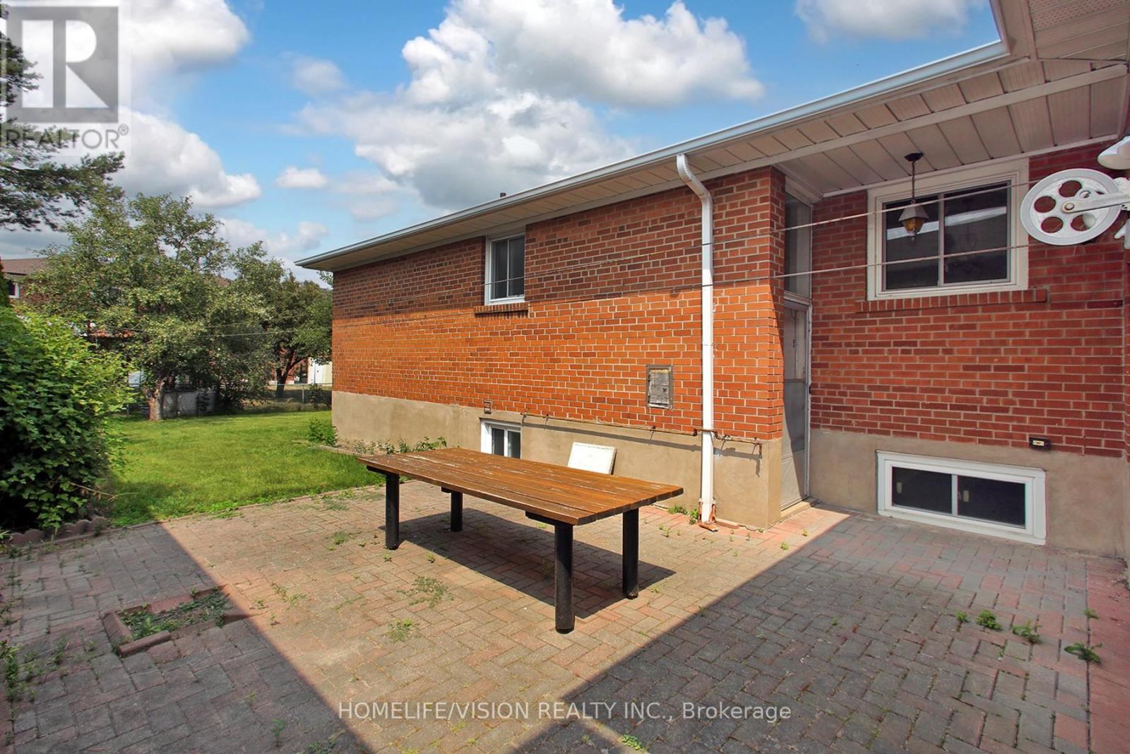 64 Orangewood Crescent, Toronto, Ontario  M1W 1C7 - Photo 30 - E12334885