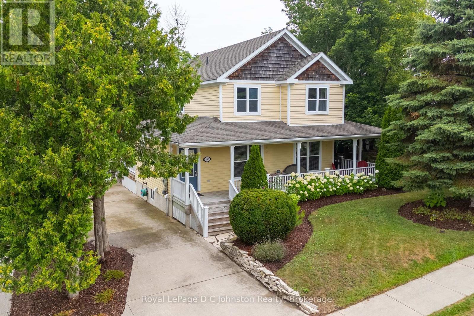 240 Summerhill Road, Saugeen Shores, Ontario  N0H 2L0 - Photo 1 - X12334915