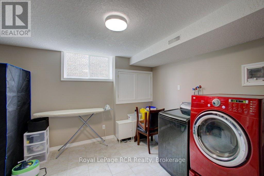 133 Schmidt Drive, Wellington North (Arthur), Ontario  N0G 1A0 - Photo 40 - X12334928