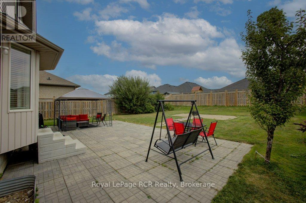 133 Schmidt Drive, Wellington North (Arthur), Ontario  N0G 1A0 - Photo 41 - X12334928