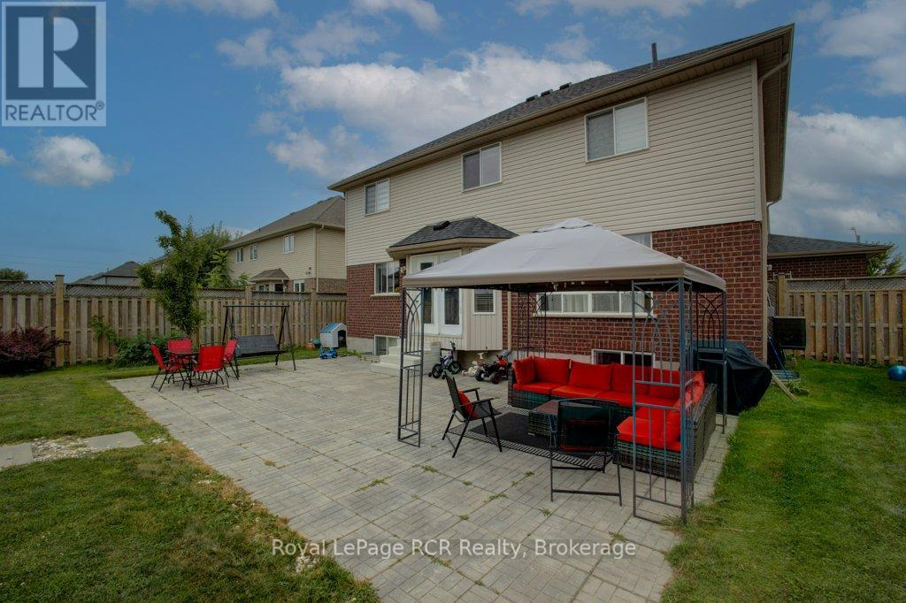 133 Schmidt Drive, Wellington North (Arthur), Ontario  N0G 1A0 - Photo 45 - X12334928