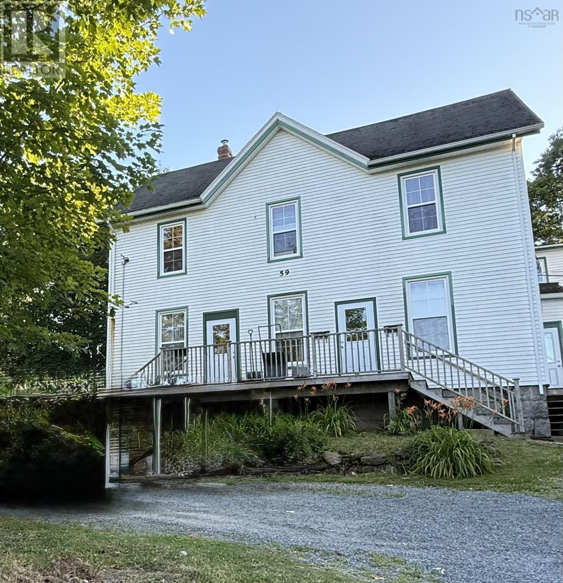 59 Pleasant Street, Bridgewater, Nova Scotia  B4V 1M9 - Photo 1 - 202517634