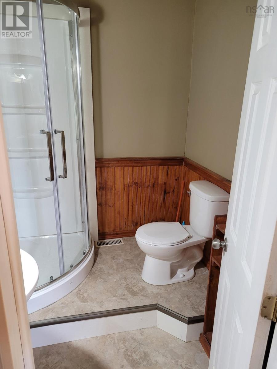 59 Pleasant Street, Bridgewater, Nova Scotia  B4V 1M9 - Photo 6 - 202517634