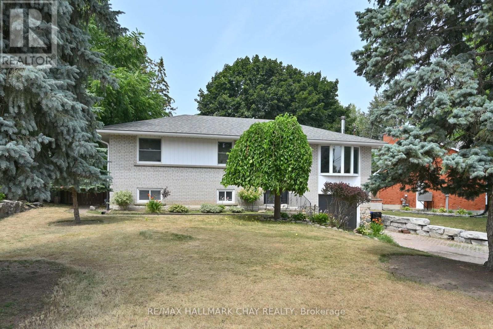 Property at 8 DONER STREET image 1