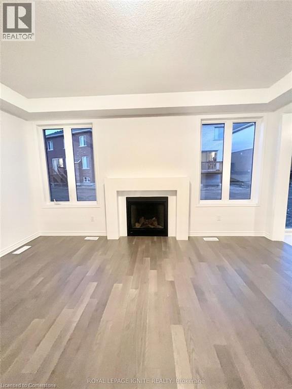 Property at 225 FORESTWALK Street image 2