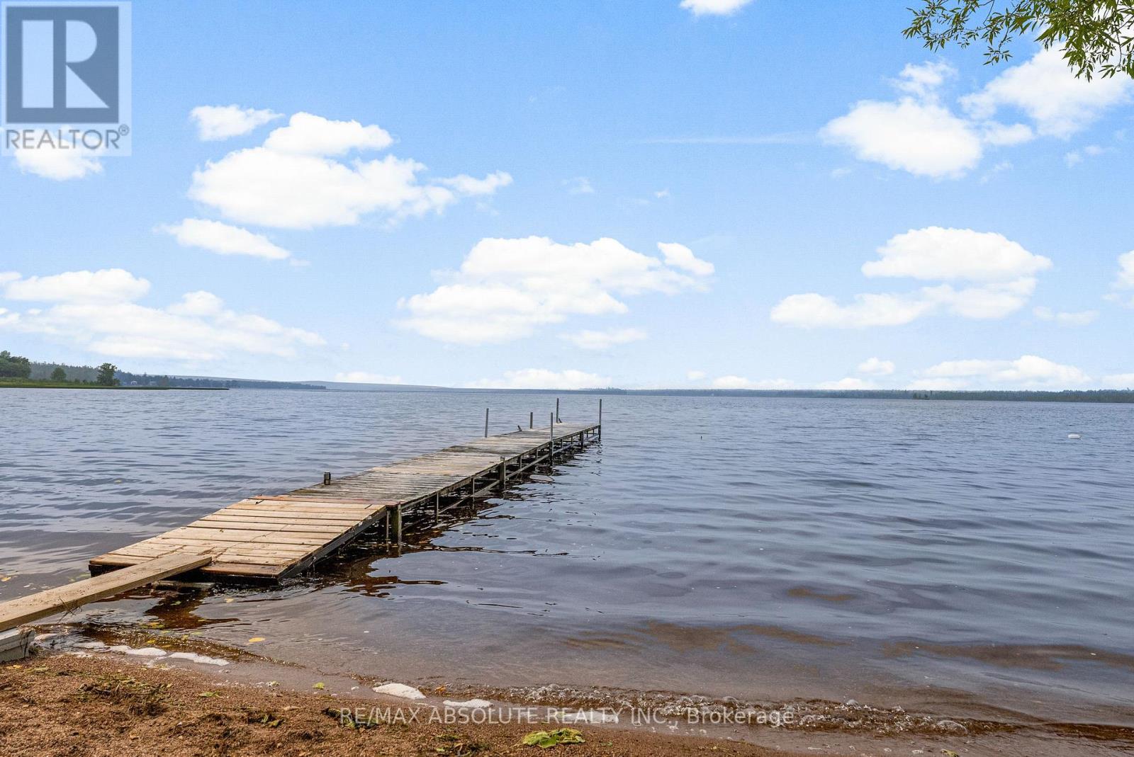 391 Leavoy Lane, Horton, Ontario  K7V 3Z8 - Photo 13 - X12334947