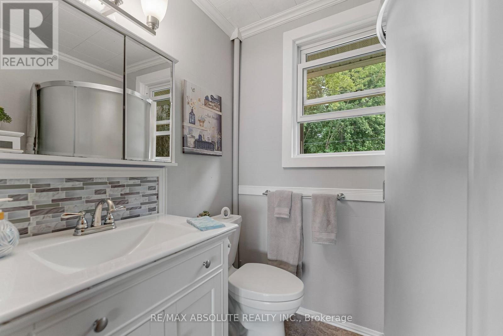 391 Leavoy Lane, Horton, Ontario  K7V 3Z8 - Photo 37 - X12334947