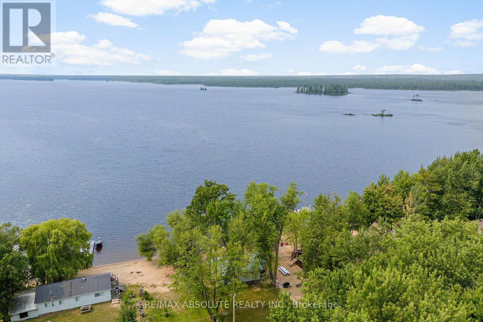 391 Leavoy Lane, Horton, Ontario  K7V 3Z8 - Photo 4 - X12334947