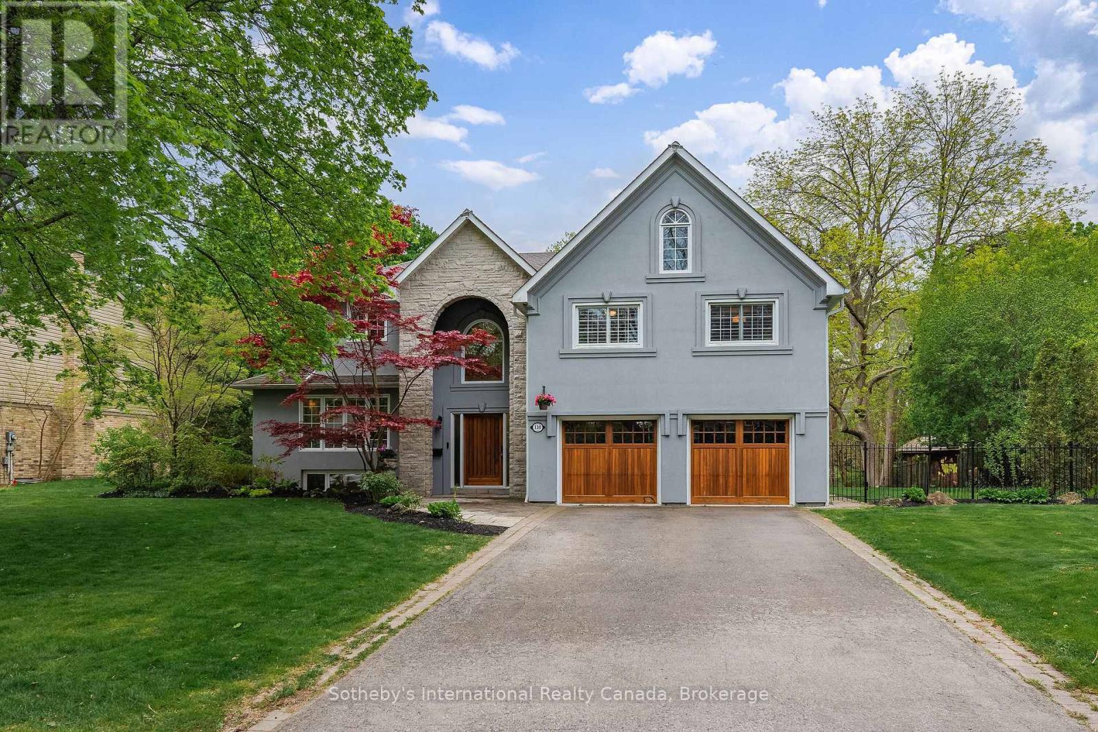130 Blyth Crescent, Oakville, Ontario  L6J 5H6 - Photo 1 - W12334945