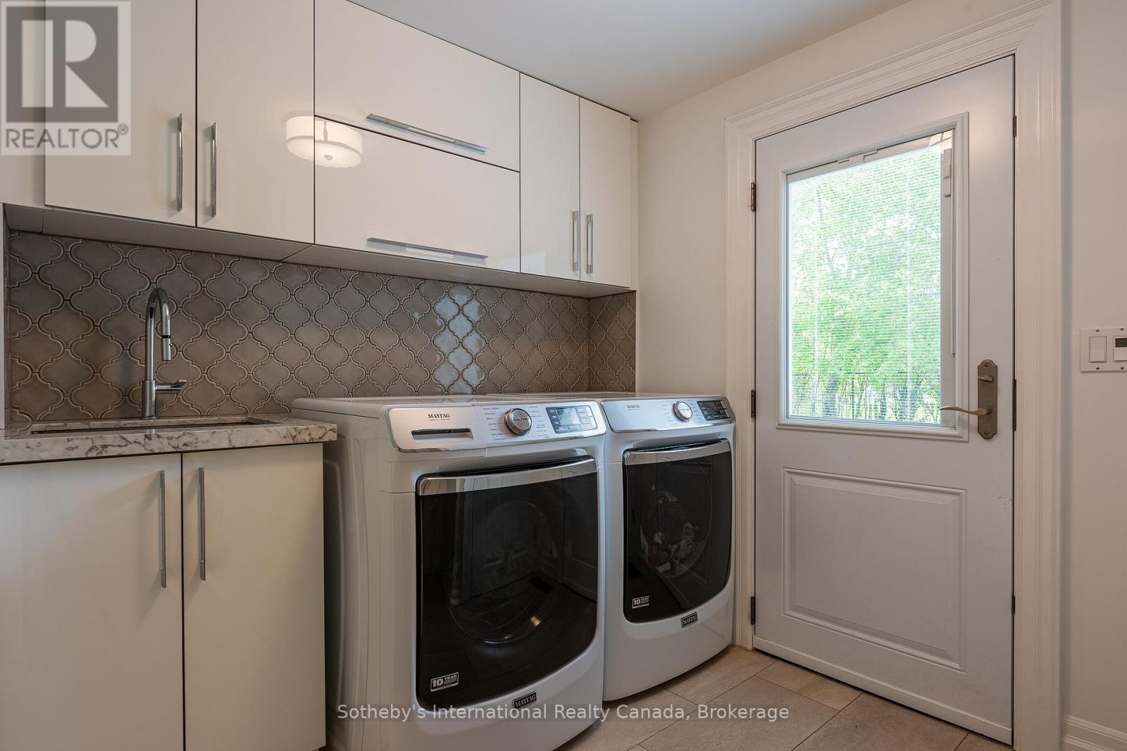 130 Blyth Crescent, Oakville, Ontario  L6J 5H6 - Photo 22 - W12334945