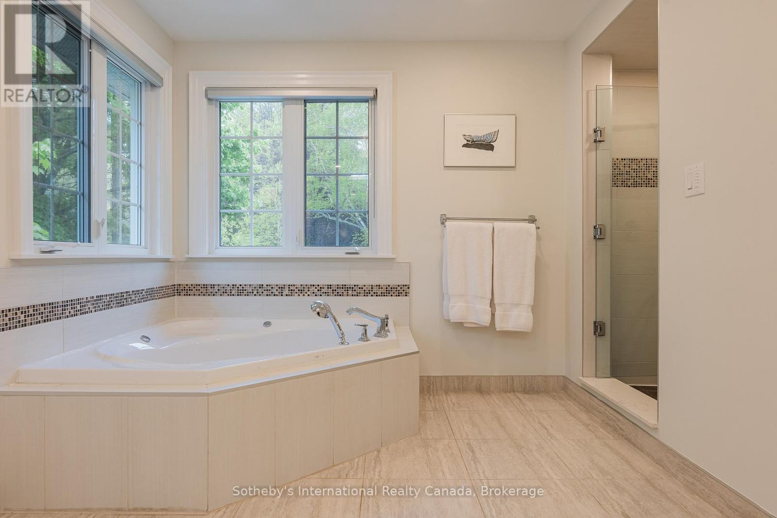 130 Blyth Crescent, Oakville, Ontario  L6J 5H6 - Photo 29 - W12334945