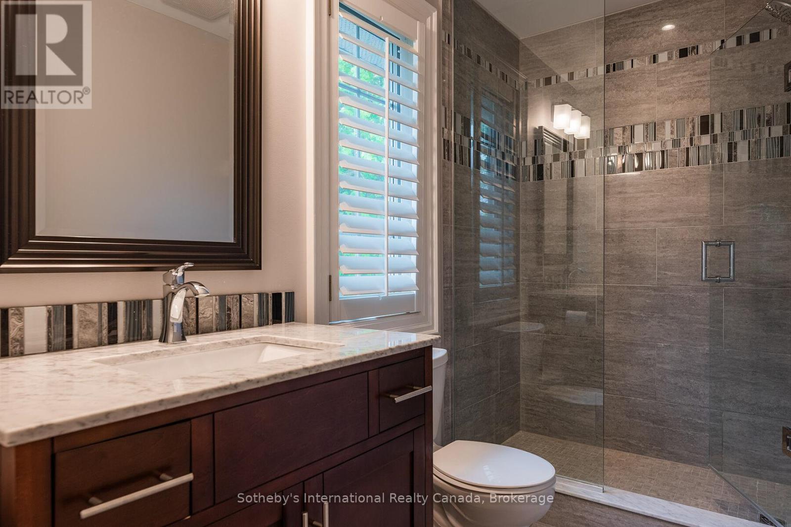 130 Blyth Crescent, Oakville, Ontario  L6J 5H6 - Photo 35 - W12334945