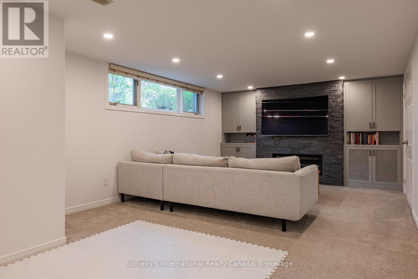 130 Blyth Crescent, Oakville, Ontario  L6J 5H6 - Photo 36 - W12334945