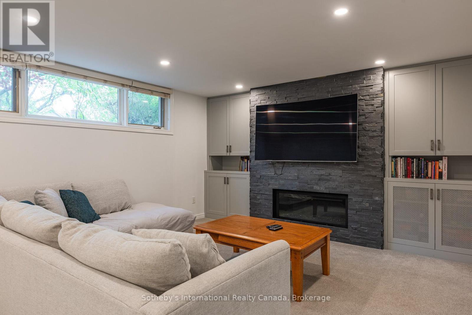 130 Blyth Crescent, Oakville, Ontario  L6J 5H6 - Photo 37 - W12334945