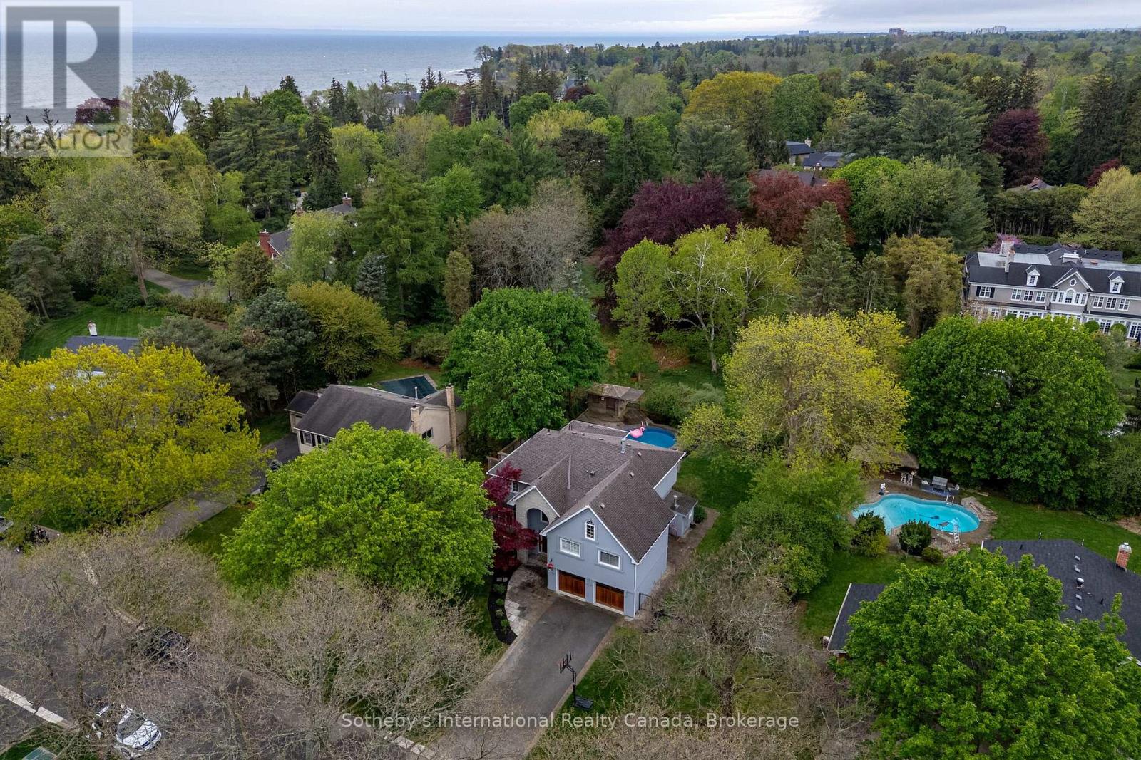 130 Blyth Crescent, Oakville, Ontario  L6J 5H6 - Photo 49 - W12334945