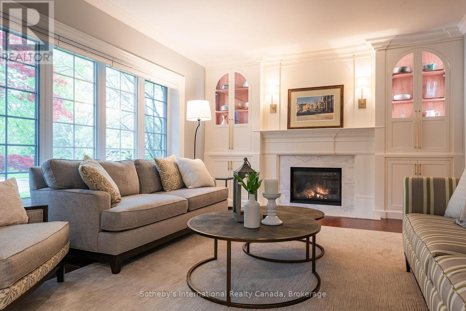 130 Blyth Crescent, Oakville, Ontario  L6J 5H6 - Photo 7 - W12334945