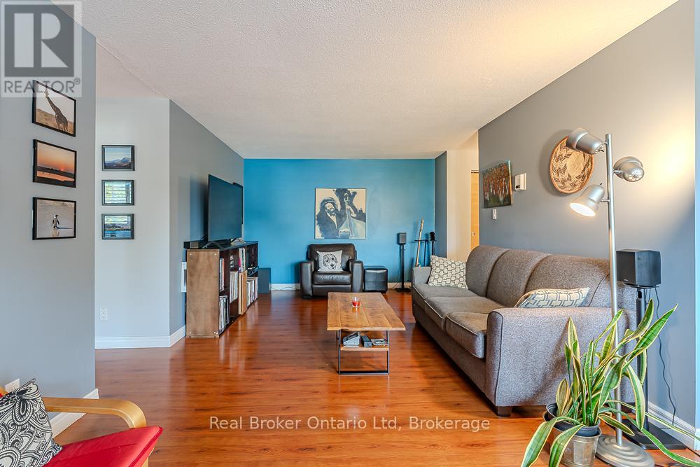 202 - 925 10th Avenue E, Owen Sound, Ontario  N4K 3H8 - Photo 7 - X12334932