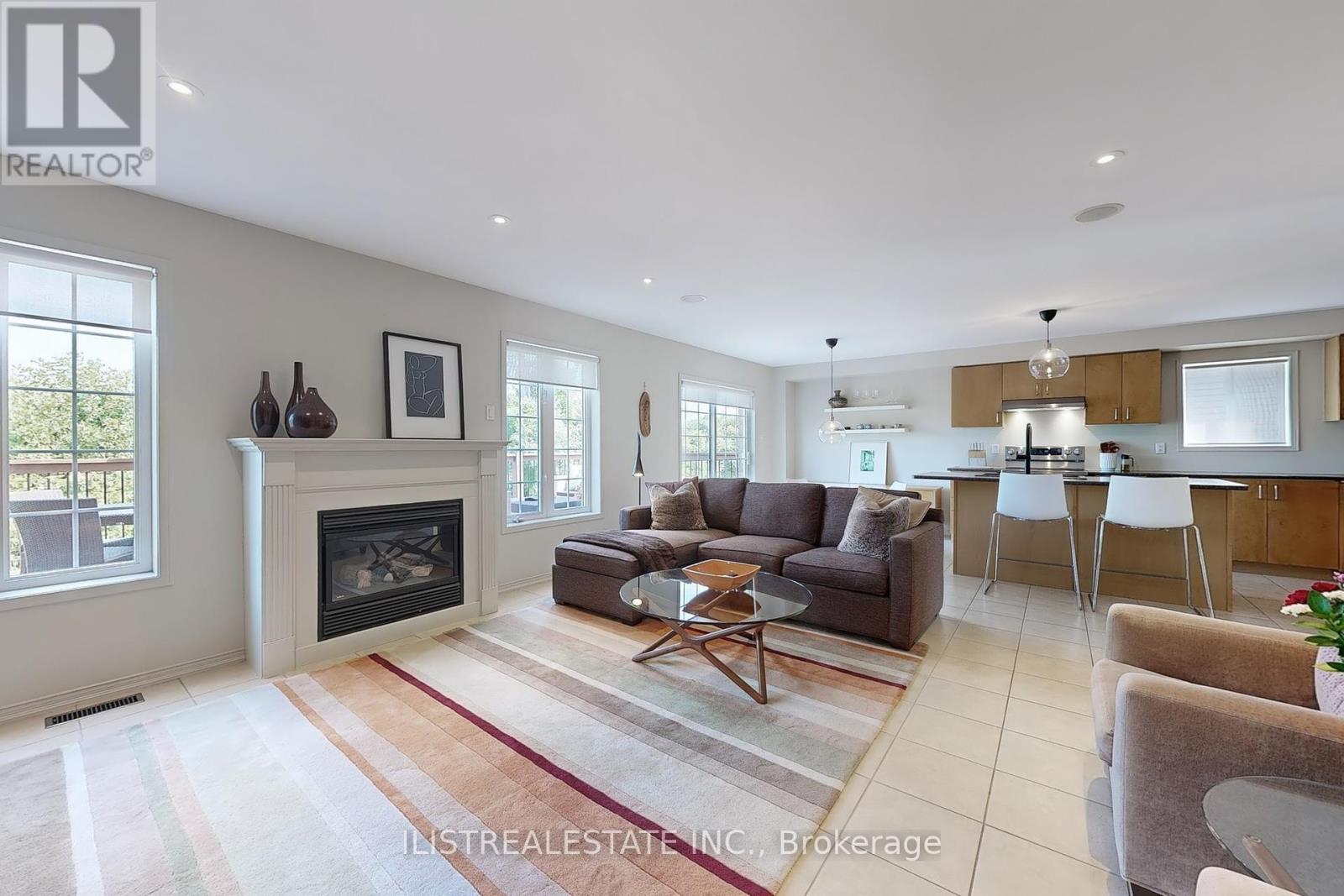 Property at 50 MOYNAHAN CRESCENT image 4