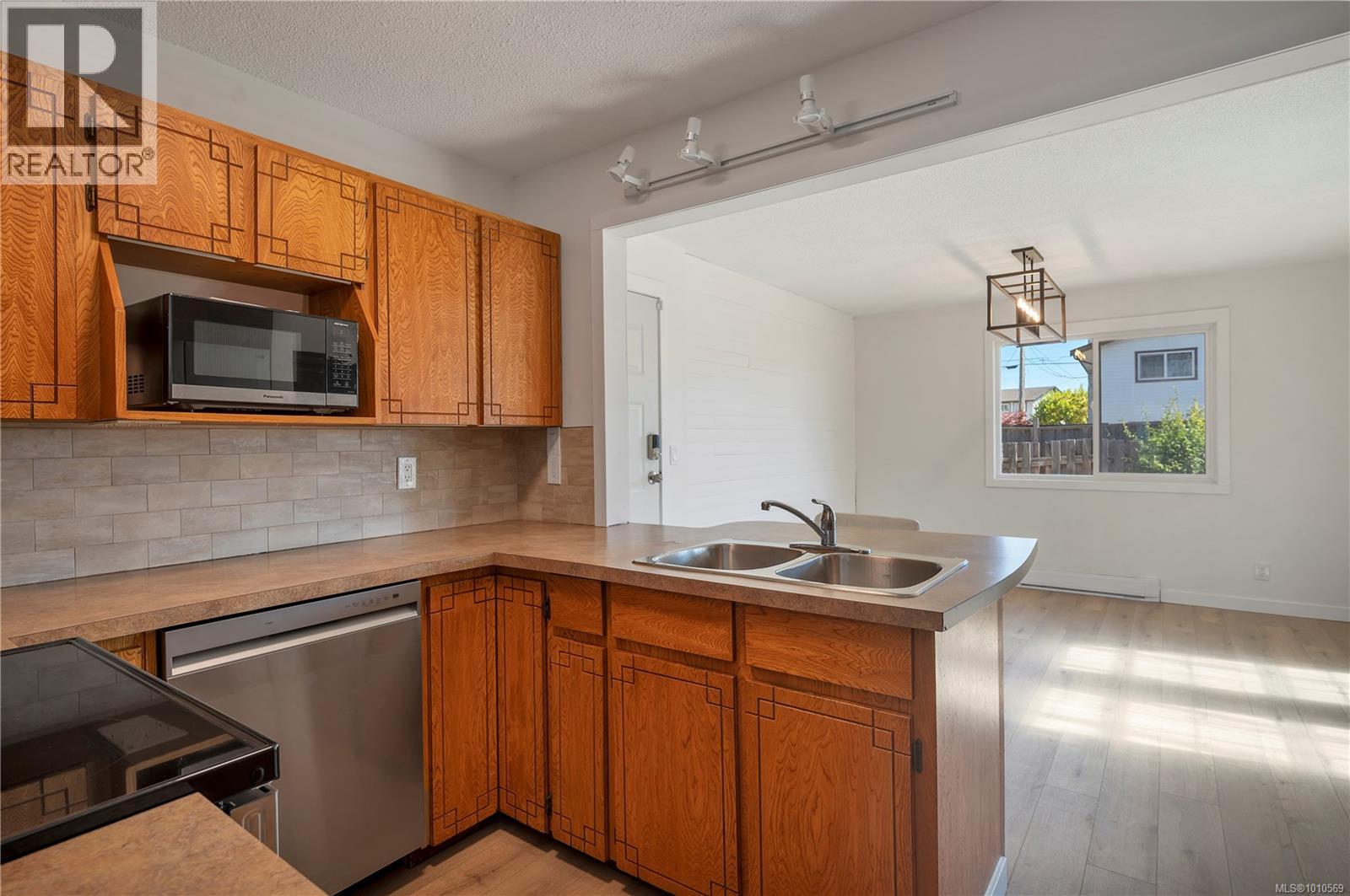 2141 Arnason Rd, Campbell River, British Columbia  V9W 5Z4 - Photo 5 - 1010569
